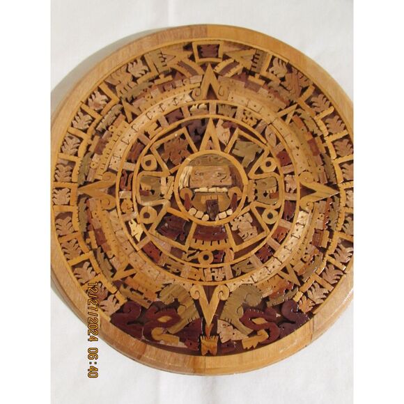 Aztec Mayan inlaid mosaic wood calendar wall hanging Mexico carved gallery wall - Picture 5 of 6